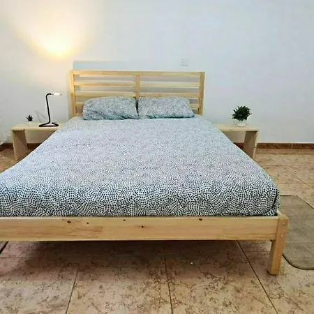 Guest house The Wave Temple Las Palmas de Gran Canaria