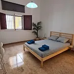 The Wave Temple Guest house