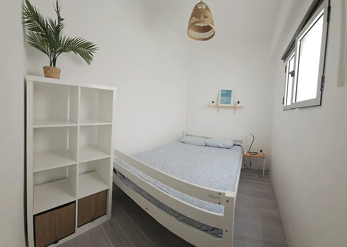 The Wave Temple Guest house *