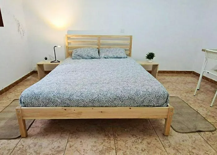 Guest house The Wave Temple Las Palmas de Gran Canaria